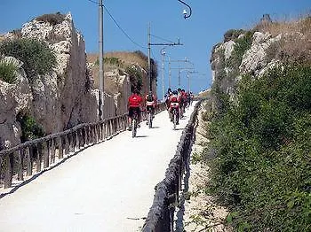 L'approdo Delle Sirene