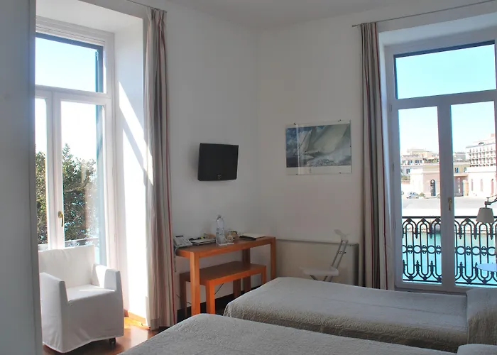L'approdo Delle Sirene
