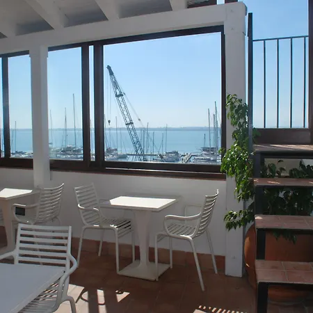 L'approdo Delle Sirene سيراكوزا