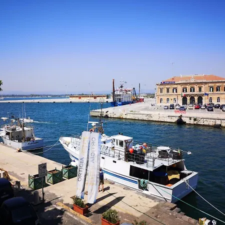 L'approdo Delle Sirene 4* Szirakúza